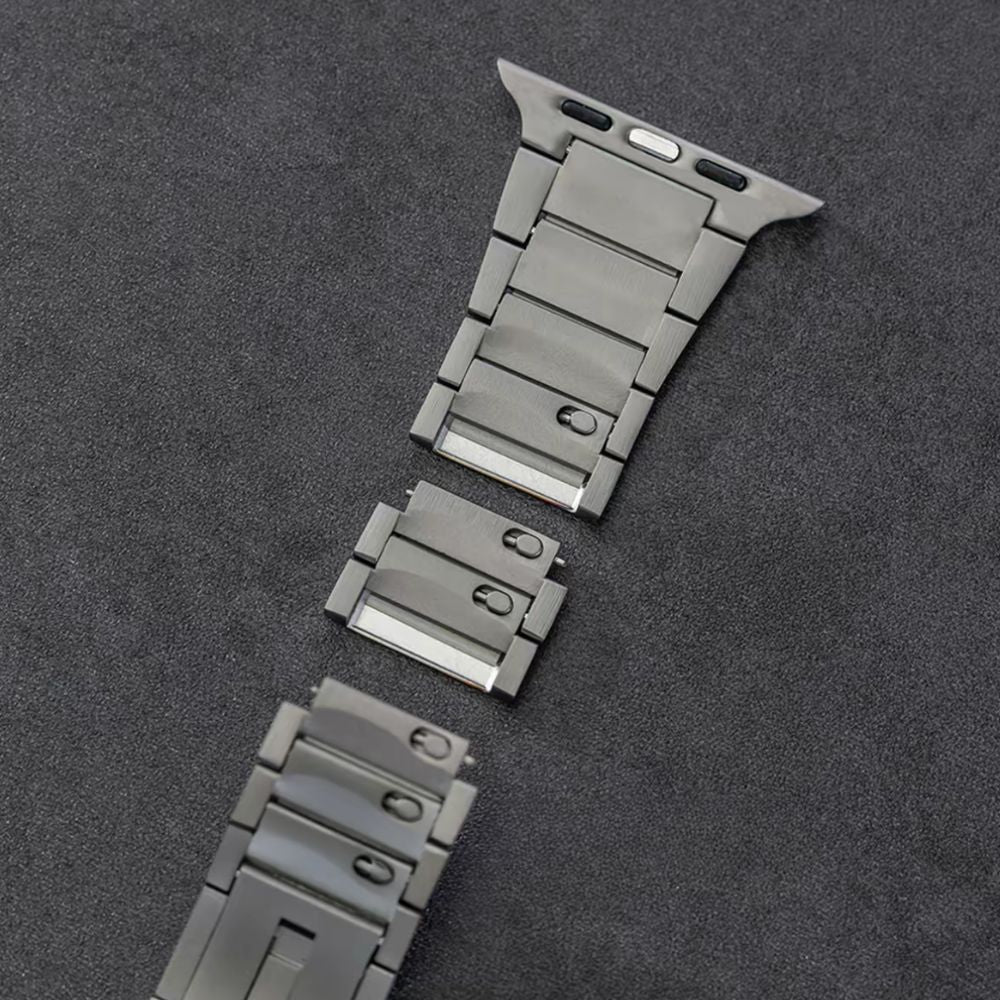 Luxury Titanium Casing + Straps For Apple Watch